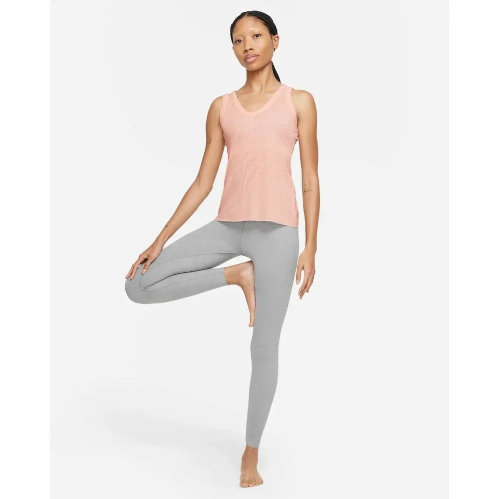 Nike Womens XS Yoga Luxe Ribbed Tank Top Dri-Fit - Picture 1 of 3